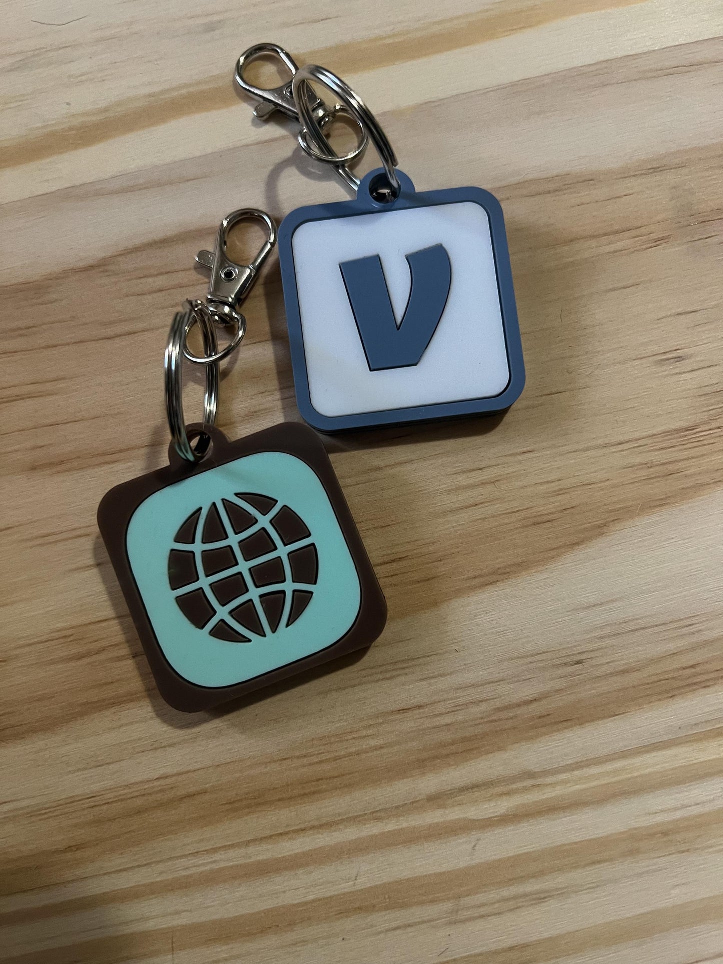NFC Social Media Keychain Tag: Venmo, Facebook, Instagram, Website