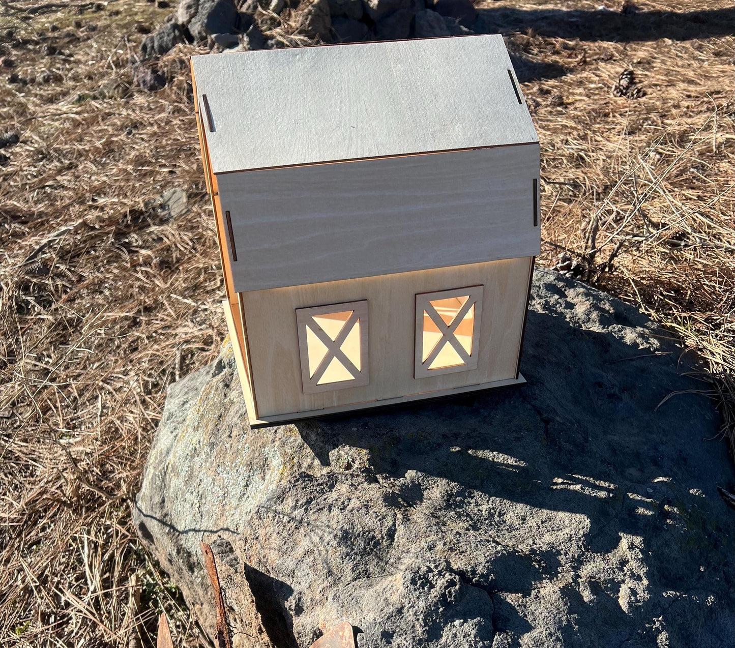 DIY Barn Model Craft Kit: Laser-Etched, Ready to Assemble