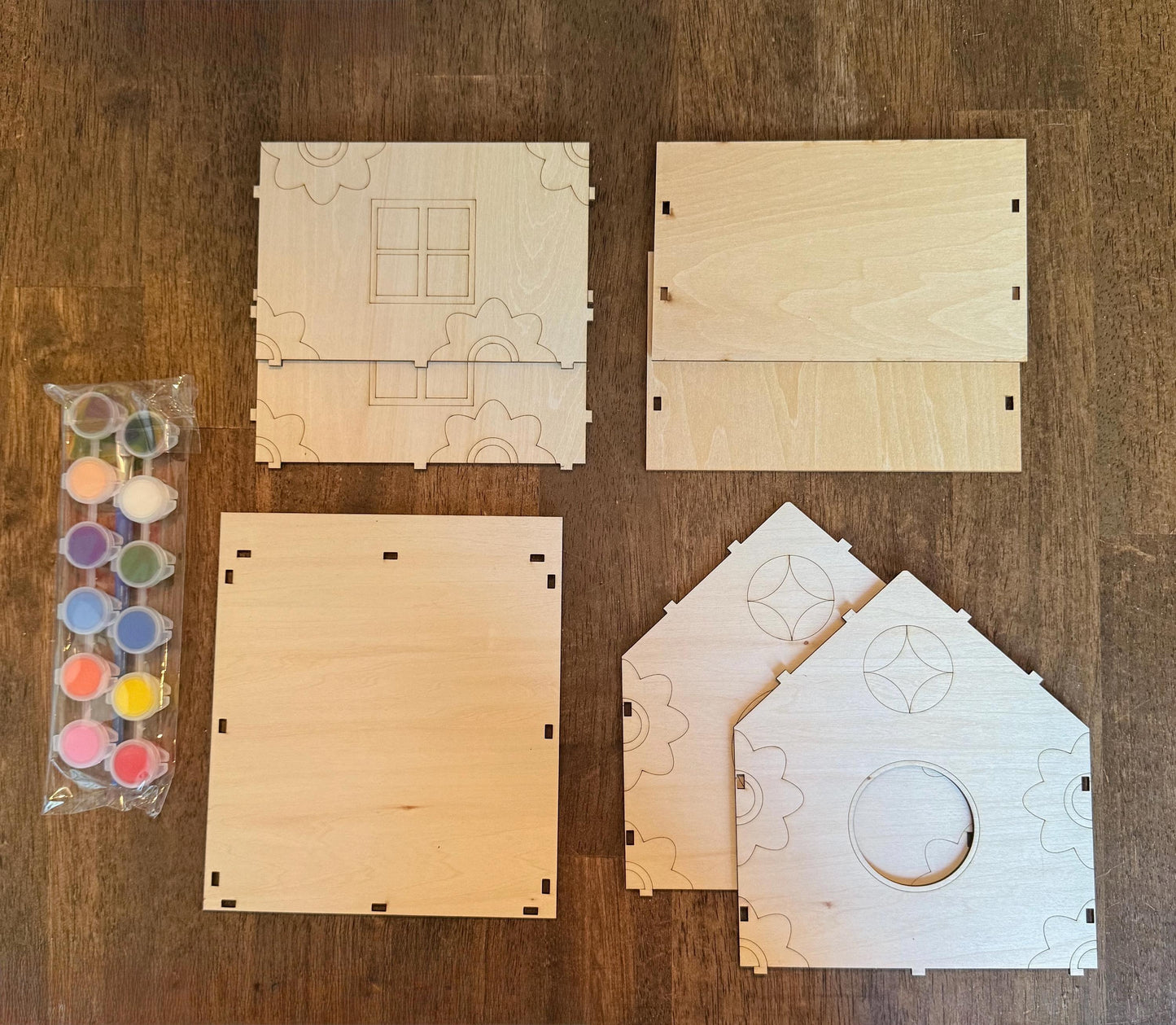 DIY Birdhouse Paint Kit: Floral or Plain Design - Fun Summer Craft
